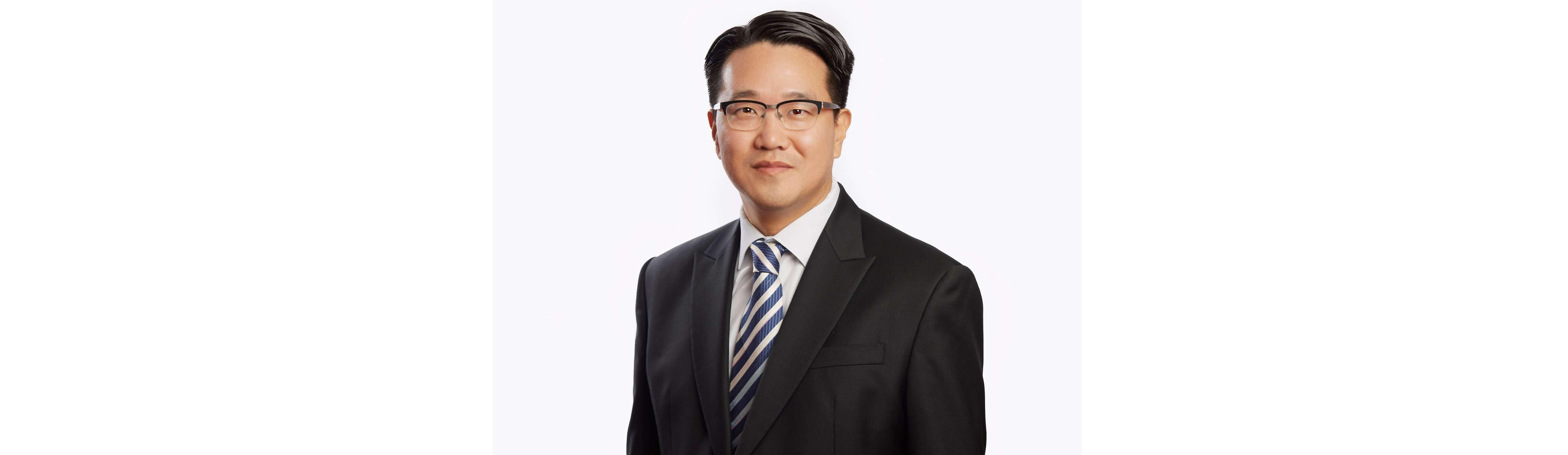 Jinyoug Oh